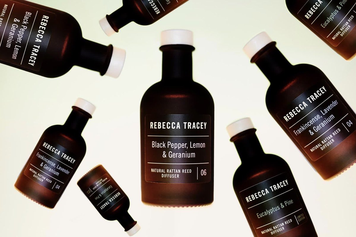 Rattan Reed Diffusers

Our luxurious rattan reed diffusers are a wonderful way to naturally fragrance any room without the use of chemicals or toxins.  We use only the finest 100% pure essential oils to create a stunning collection of scents for your home.
rebeccatracey.co.uk/collections/di…