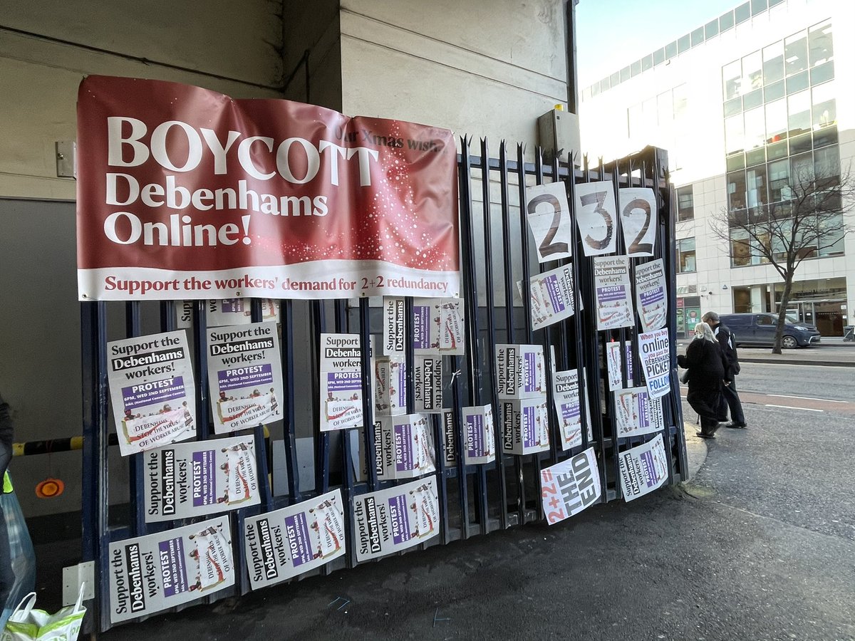 mulvanypeopleb1's tweet image. I went in to sit this morning with the mighty @Devilwearsdebe1 @DebenhamsStaff These workers have shown absolute determination to get exactly what they are owed #2plus2 it’s now in the hands of @MichealMartinTD to make sure that these #Workers are treated fairly. @pb4p #Fight