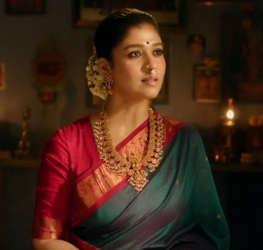 Why soo beautiful?!  #LadySuperstar  #Nayanthara