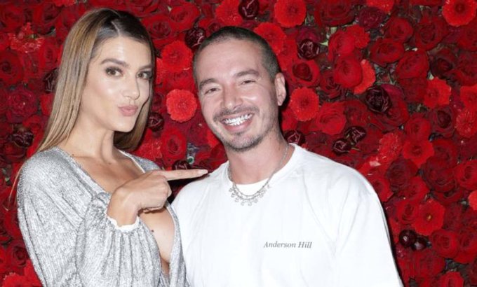 ¡Bebé en puerta! J Balvin y Valentina Ferrer estarían esperando a su primer hijo
https://t.co/Qun7r1AI9h https://t.co/fTX1xgP5Up