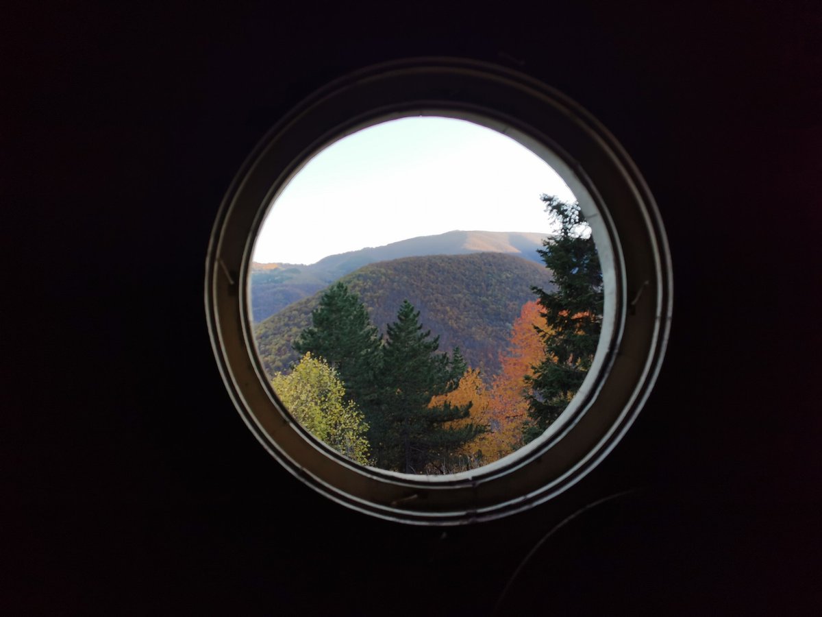 The story starts in 1935 when Tsar Boris III initiated a search for a sanitarium to treat TB. The Higher Medical Council searched for 20 months, before settling on an area in the Balkan mountain range, to the south of Tryavna. The construction started in 1939.