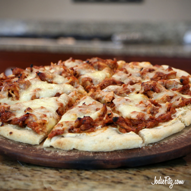 JodieFitz's tweet photo. Let’s face it, Thanksgiving is fantastic, but it comes with a L-O-N-G week of prep!  It's time for easy leftovers and a bit of a cooking hiatus.  

Try my BBQ Turkey Pizza = a whole new way to serve up leftover turkey for a whole new flavorful twist. https://t.co/98Fo8CUkEk https://t.co/XeQG1zvARS