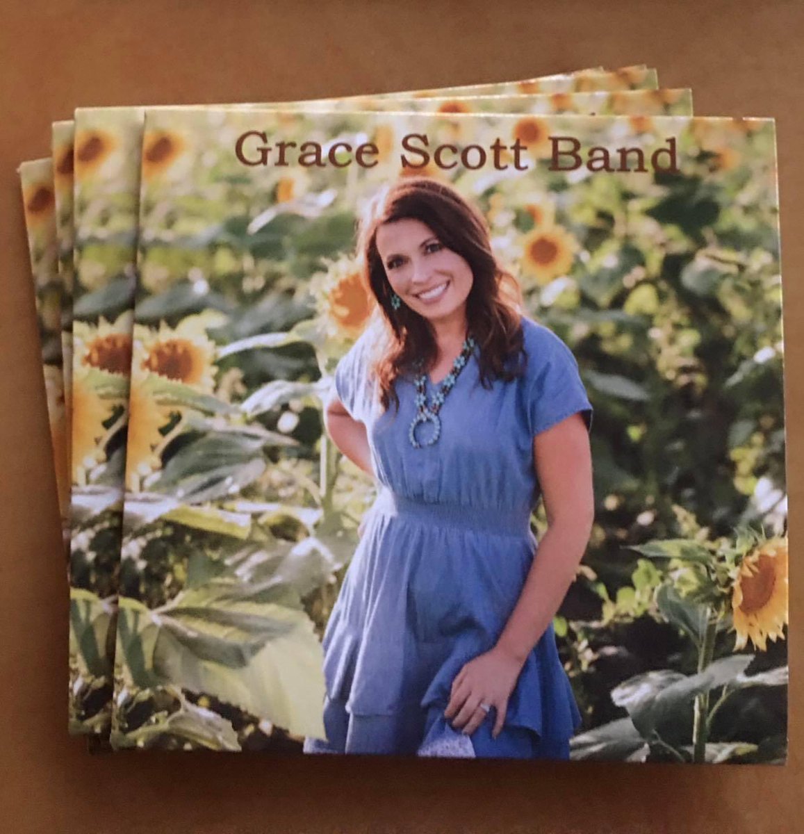 GraceScott_Band's tweet photo. Our new EP hits stores today! You can currently pick it up at The Record Farm in Logansport and Amplified RPM in Monticello, more stores coming next week 💿 #BlackFriday #PerfectStockingStuffer https://t.co/J2QXZdzJ1p