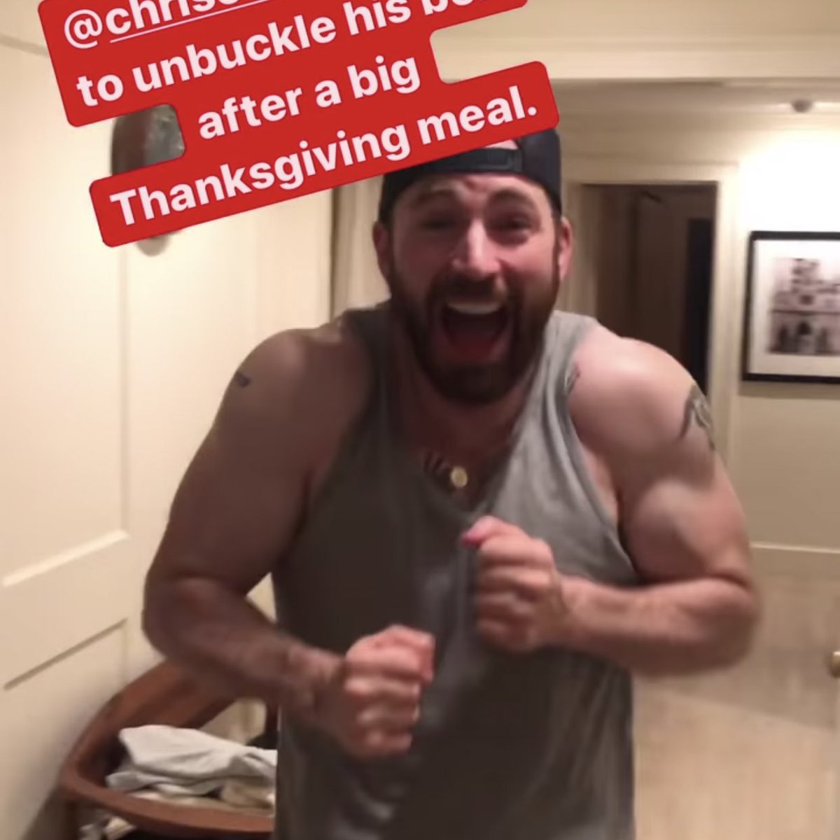 legendpoe's tweet image. retweet for wonho, like for chris evans