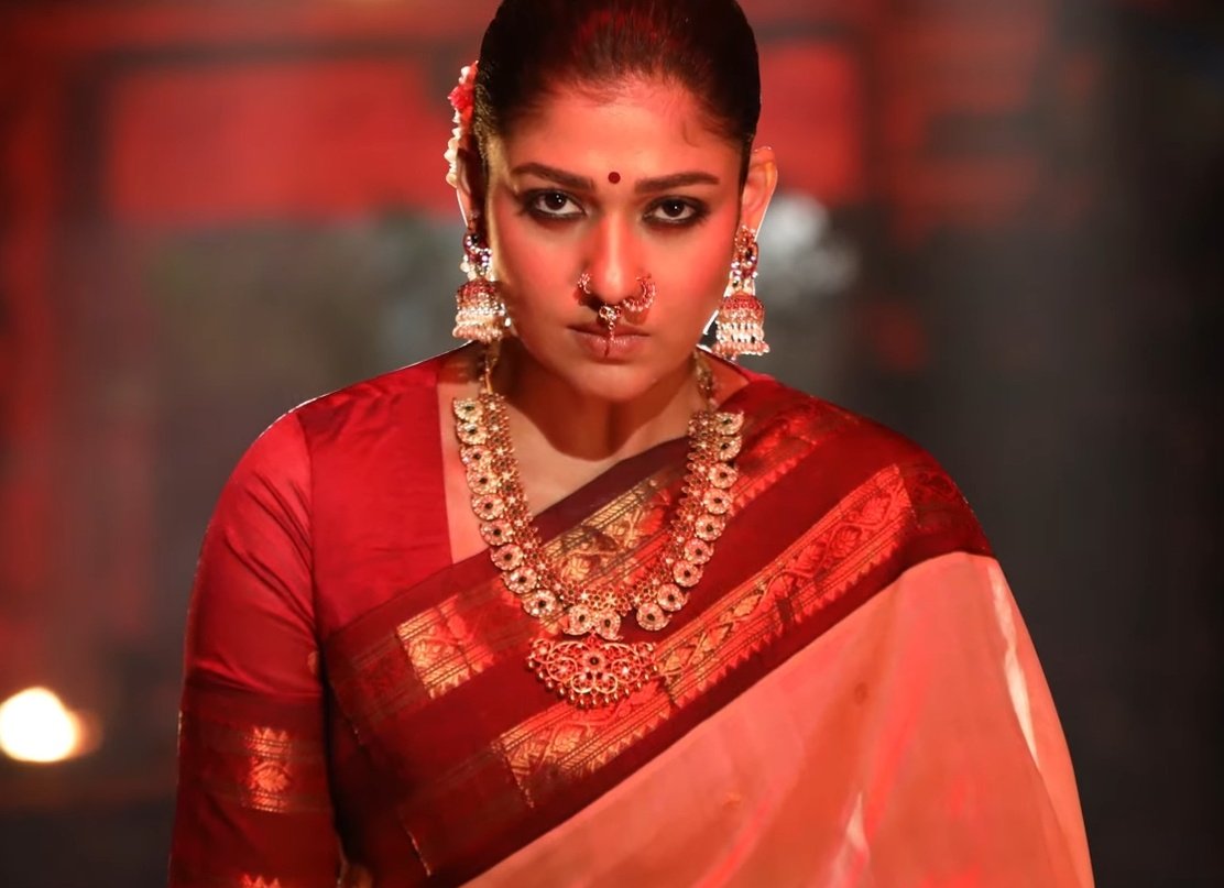 QUEEENNNN!   #LadySuperstar  #Nayanthara