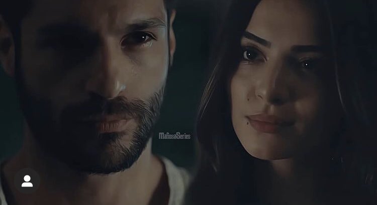 Carlysoft1's tweet photo. It seems that their eyes were specially made to look at each other ❤️
@ojopicturesypm @ayyapim In the second season of #YeniHayat, we need to see more of these #YasDem glances ❤️🙏🏼 Please do it for us 🙏🏼🙏🏼 @netflixturkiye @GainMedya @BluTV @exxentr #MIPCancun #YeniHayat2Sezon https://t.co/M8nDq1kgmU