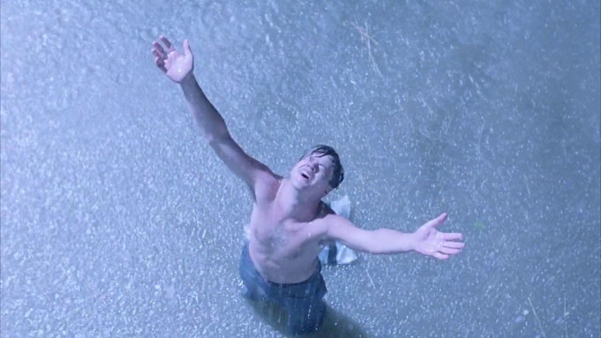 OnePerfectShot's tweet photo. THE SHAWSHANK REDEMPTION (1994) 

Cinematography by Roger Deakins 
Directed by Frank Darabont
Explore more beautiful shots from this legendary cinematographer: https://t.co/nLImjupeMJ https://t.co/Lg171TqzaN
