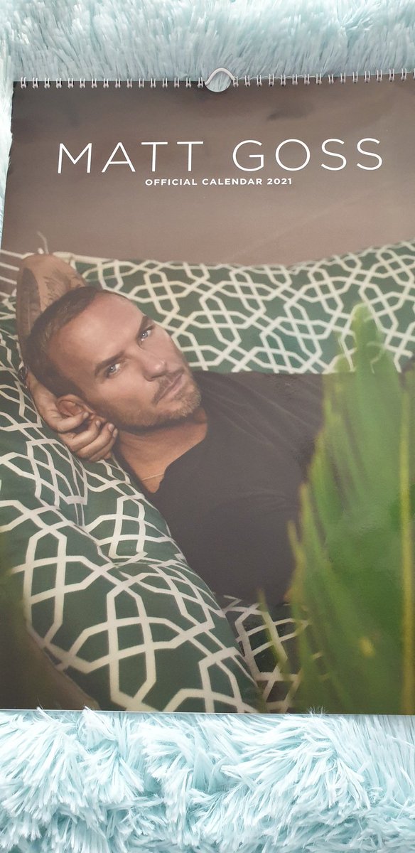 Cheriorme's tweet photo. @mattgoss my gorgeous calendar has came ❤❤ https://t.co/jz7O17Imv7
