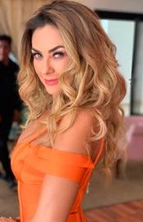 Laencuesta4's tweet photo. #Encuesta (Primera ronda)
#Destacados2020
-¿Qué famoso/a te parece que se destacó más en 2020?

MG Mariano Martinez
RT Aracely Arámbula https://t.co/hBXom4jv8U
