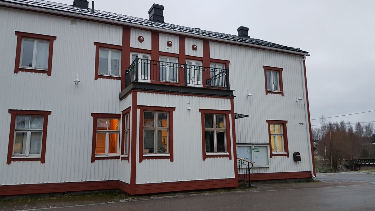 <a href="/elykeskisuomi/">Elinvoimakeskus Keski-Suomi</a> johto tapasi Joutsan seutukunnan kuntajohtajat hybridisti <a href="/LuhankaHQ/">Luhanka_HQ</a> päämajassa. Kiitos hyvästä keskustelusta! Pienessäkin kunnassa turvavälit pidettiin mallikkaasti. Kiitos <a href="/KarnaTuomo/">Tuomo Kärnä</a> isännöinnistä.