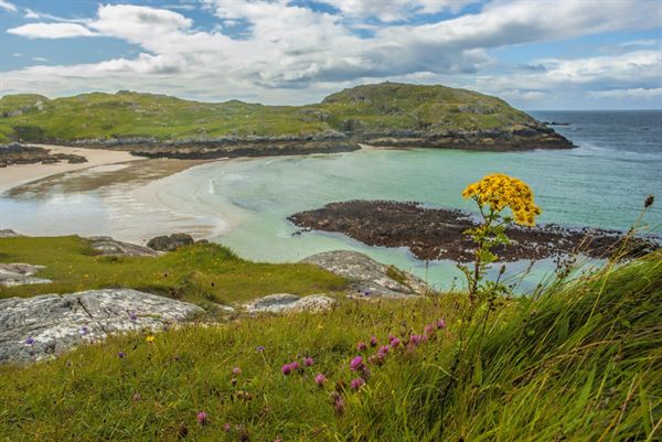 A network of Aires could be created across the Highlands to cater for motorhomes and campervans travelling the area. What do we think? outandaboutlive.co.uk/motorhomes/new…