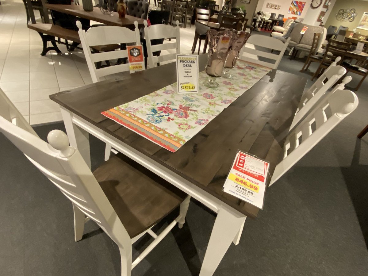 simsreddeer's tweet photo. BLACK FRIDAY TODAY 55,000 square feet of SAVINGS. https://t.co/riNIXiJNsH