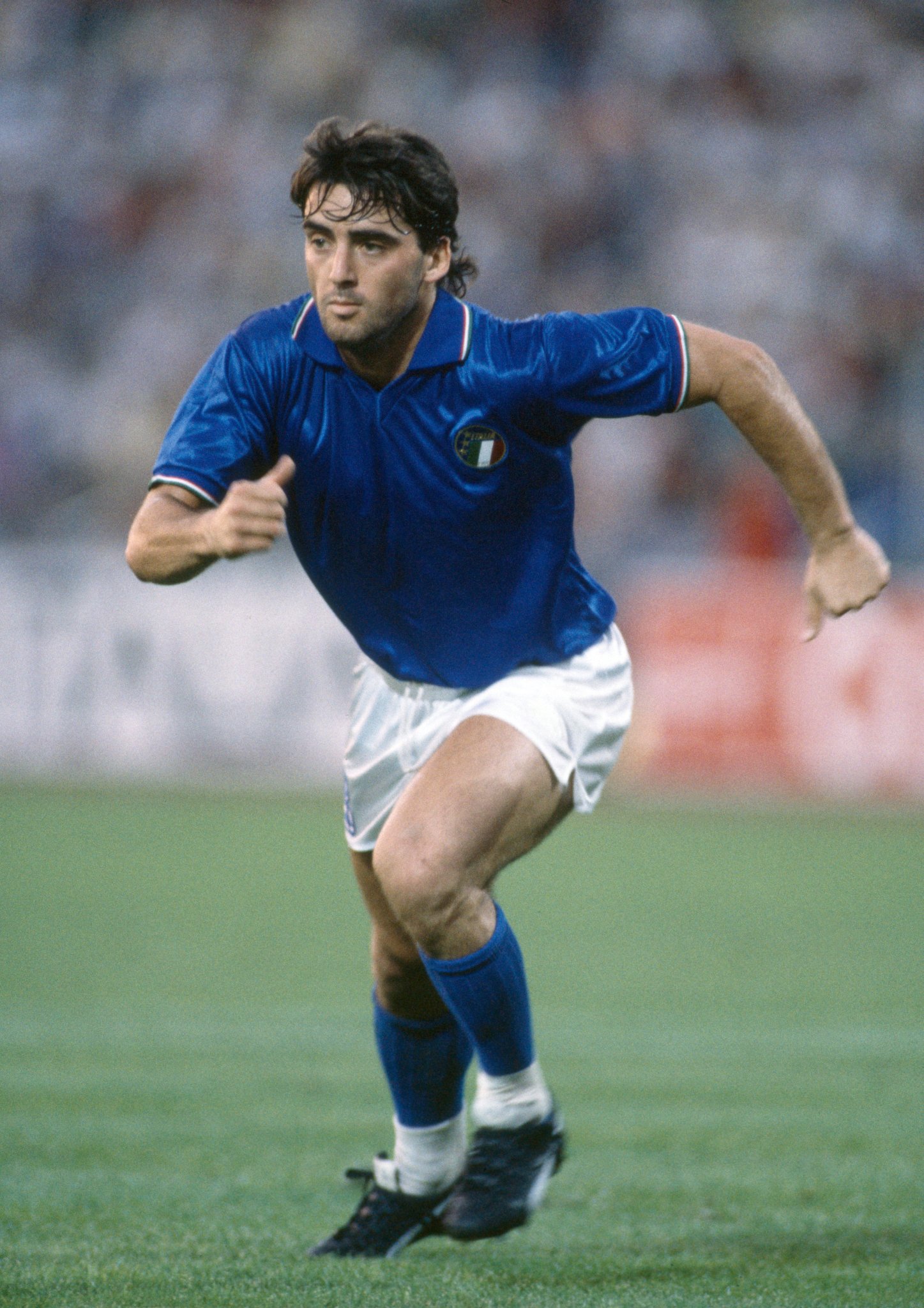 Happy Birthday Roberto Mancini

Berkatmu Italia kembali ke 10 besar rangking dunia 
