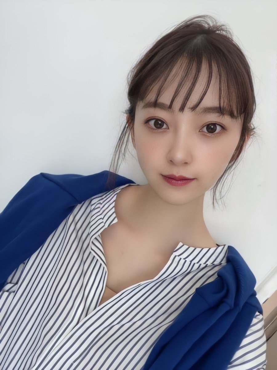 saYsaKyukiusagi's tweet photo. 私の推しメン
うん、久しぶりの卒業発表で泣けた

 今もこれからもずっと推しです

#堀未央奈 https://t.co/hfkeD0HlwS