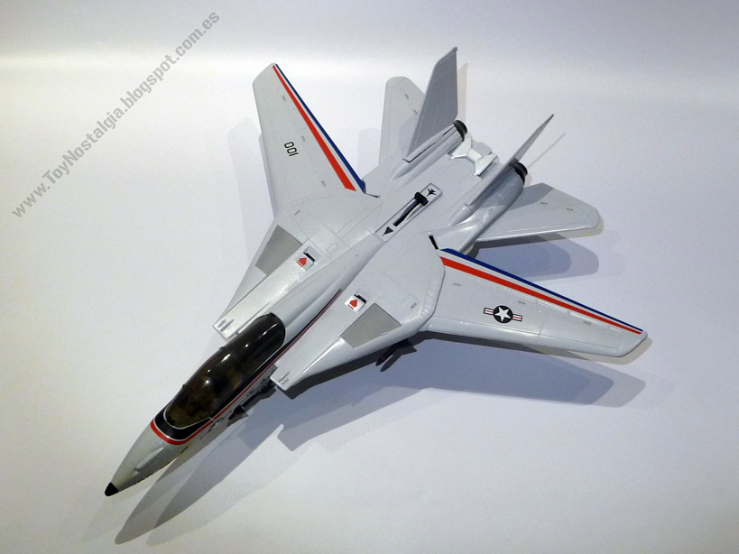 Toynostalgia's tweet photo. The #GIJOE Sky Striker Jet
Plastirama - Hasbro.
MADE IN ARGENTINA
(La palanca en el fuselaje acciona el efecto real de "alas de geometría variable")
#Tomcat #F14 #Aircraft #jet #comandosheroicos #therealamericanheroe #Hasbro #americanheroe #americanheroe #actionman #actionjoe https://t.co/3d4p0A78zB