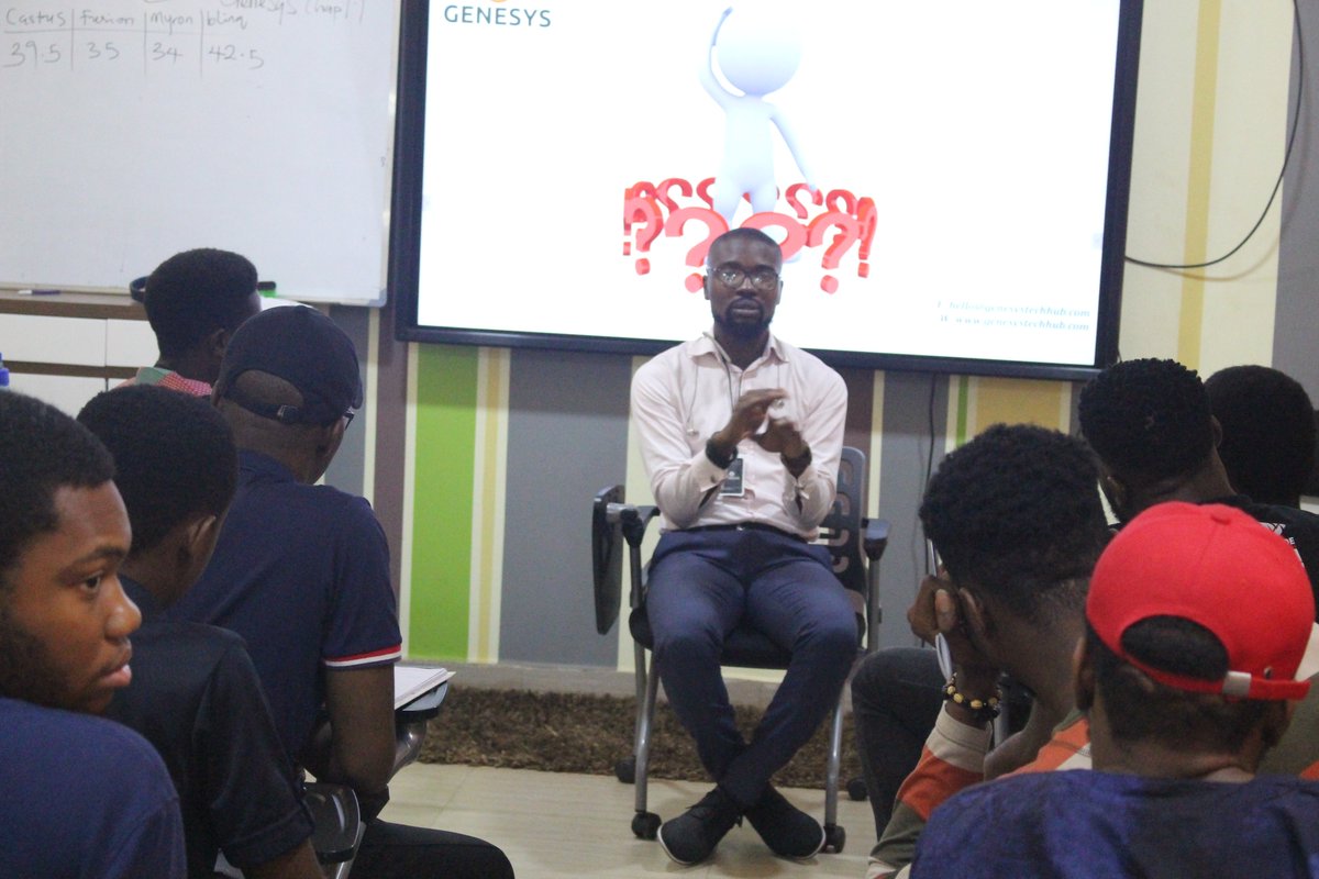 Nothing to see here. Just  @iamchiamakaegbo,  @omelichuka,  @UkeJerry, and  @ItisNino serving pure wisdom and knowledge.