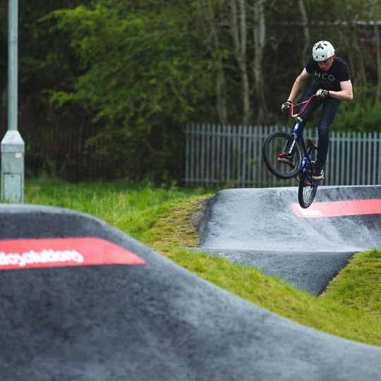 Had a great day with @dmbins at the MTB Gathering on Weds! Thanks for a great day with loads of informative and worthwhile sessions! Especially loved the enthusiasm of the guys at @wishawhillwoodpumptrack