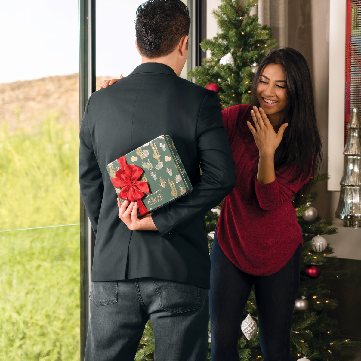 EthelMChocolate's tweet photo. 5...4...3...2...1... Let the holiday shopping begin! 

We'll leave this here for you: https://t.co/4JuCfYs7S8 https://t.co/cyoTxr6SOg
