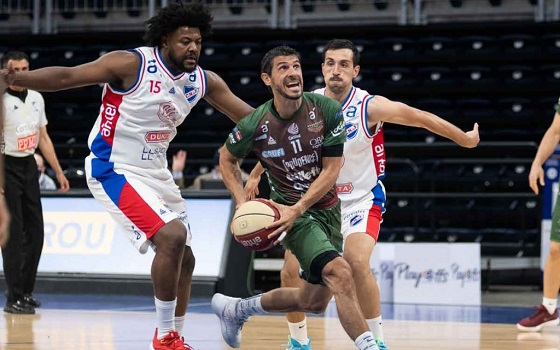 basquetcaliente's tweet photo. #LUB | POR UN PUNTO CLAVE

Aguada y Nacional jugarán esta noche el segundo partido de semis. En el primer punto de la serie, sorprendió el Tricolor que ganó y pegó primero, con dominio en el trámite durante gran parte del encuentro.

✍️ @nachomalan85
📝 https://t.co/xWHD8Rn08w https://t.co/O86FQS1NQf