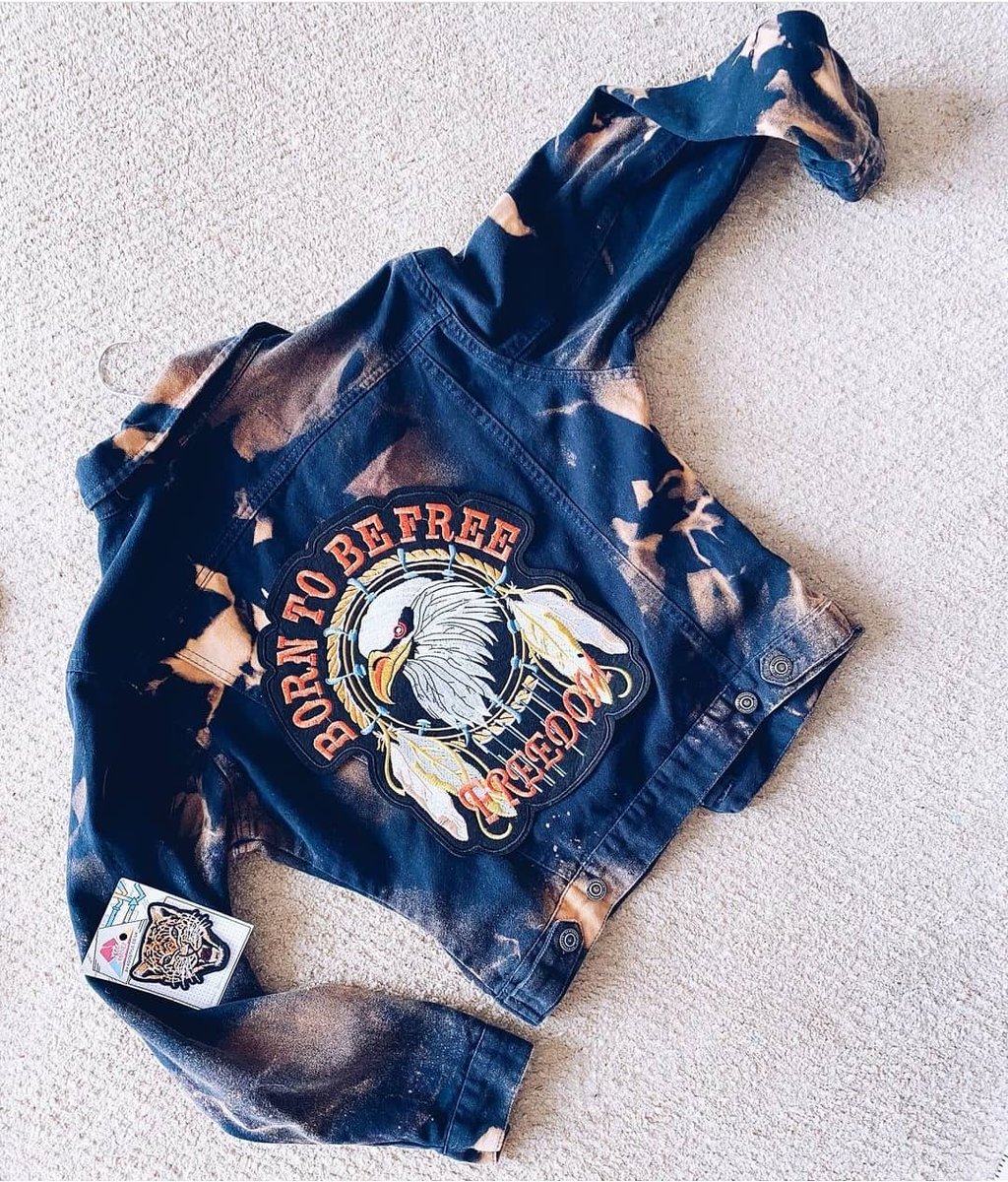 koostyleuk's tweet photo. Ｌａｙ  ｉｔ  ｏｕｔ．．．．
Planning the perfect Christmas gift made easy 💭💭

🎁Denim + patches + love = 🎁🎁🎁🎁
🎄Denim + patches store 👉 @koostyleuk
📦https://t.co/I4U92fobbs

#eagle #eaglebird #denimjacket #deniminspiration #diyjacket #customjacket https://t.co/oEy4jCnKmc