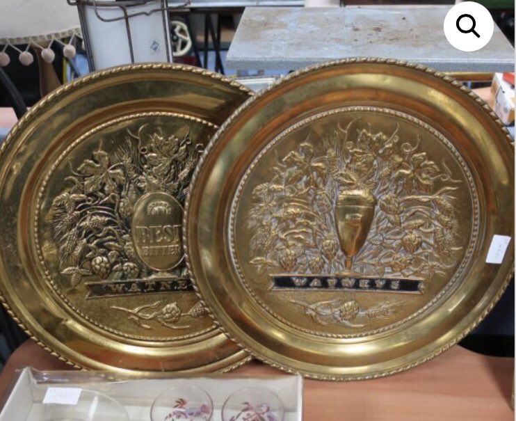 BadgersAuctions's tweet photo. Online auction is well underway with some quick bidders 

Head on over to https://t.co/XjgbUU2Yyl for a browse.

Auction ends Sunday 3pm 

🙋🏽🙋🏽‍♀️🙋🏻‍♂️

#dinkytoyscollector #beertrays #vintage https://t.co/maaPCW8zV1