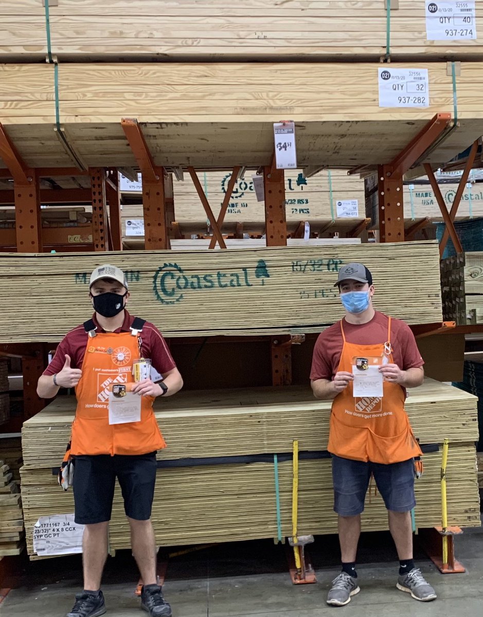 Recognition for two awesome associates! Brian G in Deliveries and David G in Lumber. Thank you for always doing the right thing and taking care of our people!