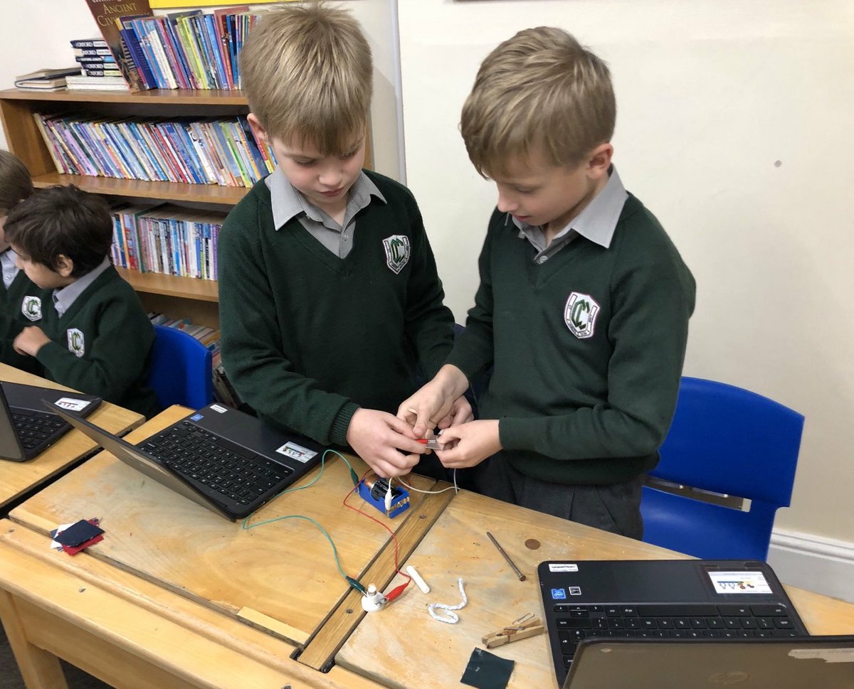 CCHeadofJB's tweet photo. Y4 collaborate, problem solve and enjoy creating their own version of a ‘circuit break’ during Science. Whilst in History they explore and apply mummification techniques to a tomato ... not a screen in sight. https://t.co/QhfMFn4Egj