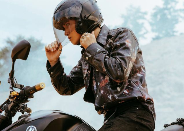 SUHOLOOK's tweet photo. junmyeon on a motorcycle https://t.co/VPUXfGZYQw