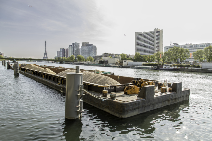 Cath_Rivoallon's tweet image. HAROPA - Ports de Paris ambitionne, avec ses partenaires, de faire du #transportfluvial une formidable opportunité pour que les #JOP2024 soient positifs. Retrouvez mon intervention aux côtés de @jattali le 4 décembre lors du digital #positivelab 👉 bit.ly/3q42wGI