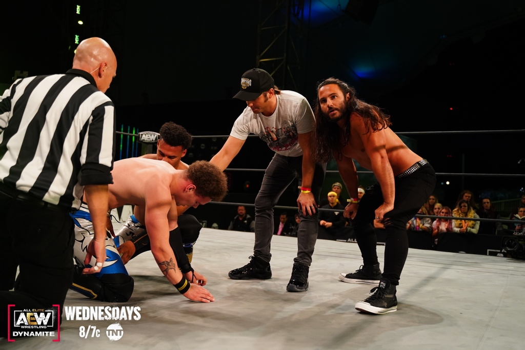The Young Bucks have had enough of the post-match attacks by TH2.
Watch #AEWDynamite this Wednesday night on <a href="/TNTDrama/">TNT Drama</a> 8e/7c or AEWPlus.com by @FiteTV for our International fans.