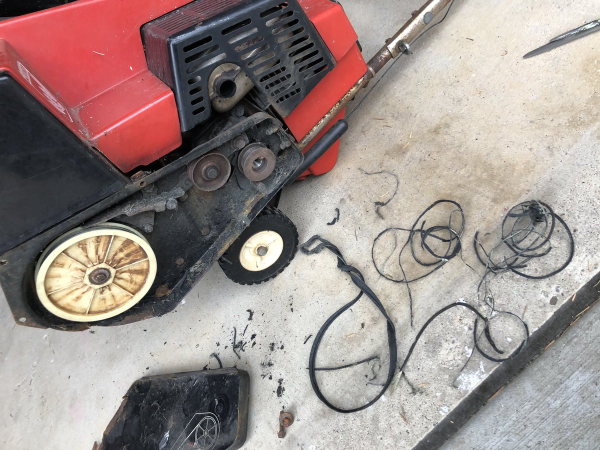 MikeCurkov's tweet image. Installed the new belt myself last winter. Weird...it didn’t work... #DIY #Toolman