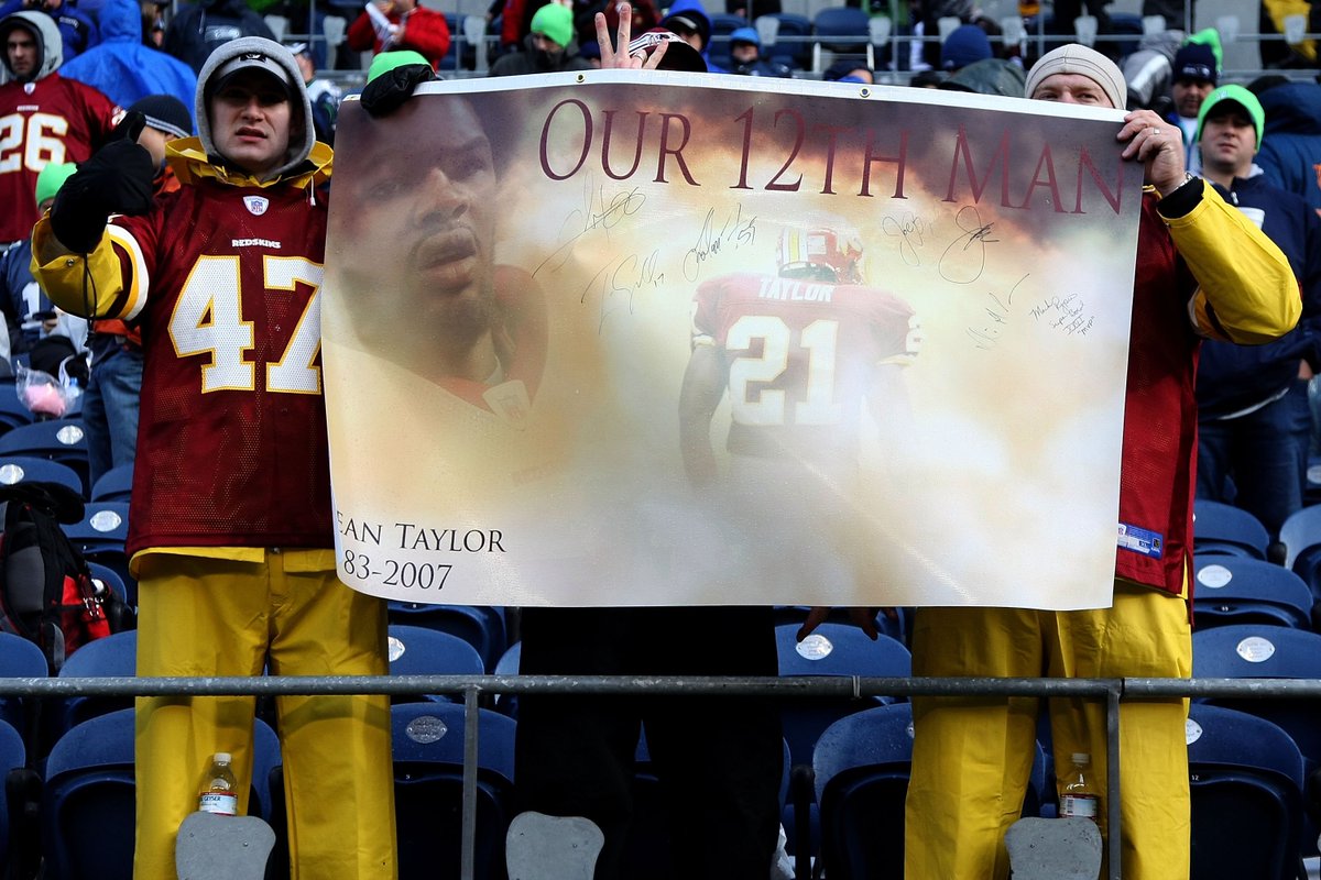 13 years ago today, Sean Taylor died at just 24 after being shot while protecting his family from armed robbers.

He was one of a kind. RIP.