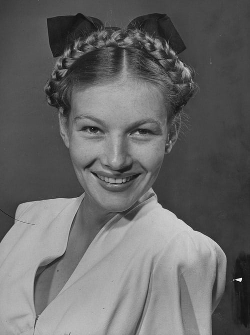 Agnes Gray Observation Barry James L. Neibaur on Twitter: "I really like this pic of Veronica Lake  without makeup or her famous peek-a-boo hairstyle. Shows her genuine,  natural beauty. I thought she was a fine actress,