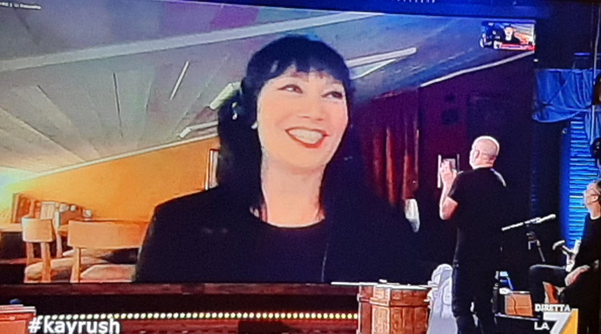 erredue68's tweet photo. Non vedevo #KayRush da una convention aziendale di Aprile 1994.
Forte Village Sardegna in quella occasione. Ciao Kay!!

#propagandalive @welikeduel https://t.co/pOse8tW8CN