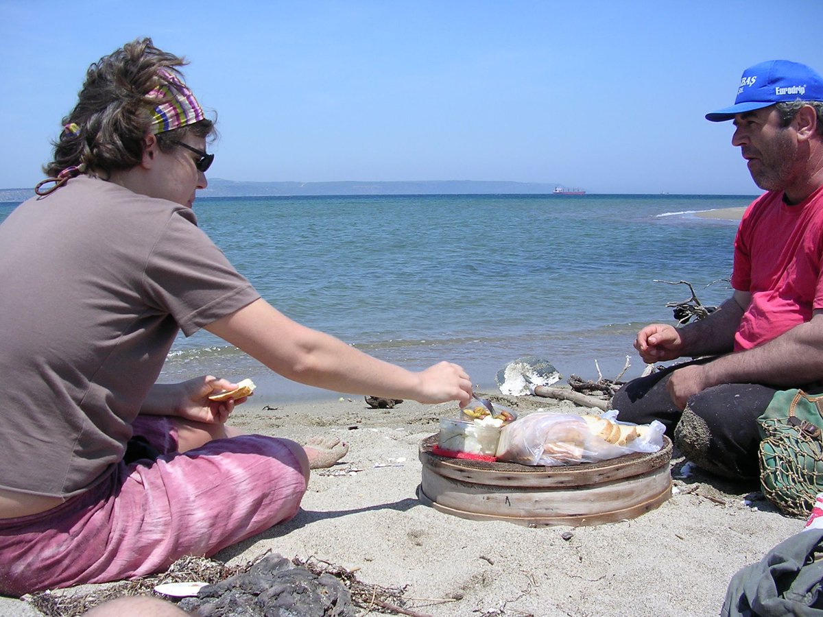 We went there summer and winter to take samples... I could have never done it by myself if it were for the famous Engin Abi of  @troyamuzesi. He would think of bringing lunch, not me!  @Canankaratas19