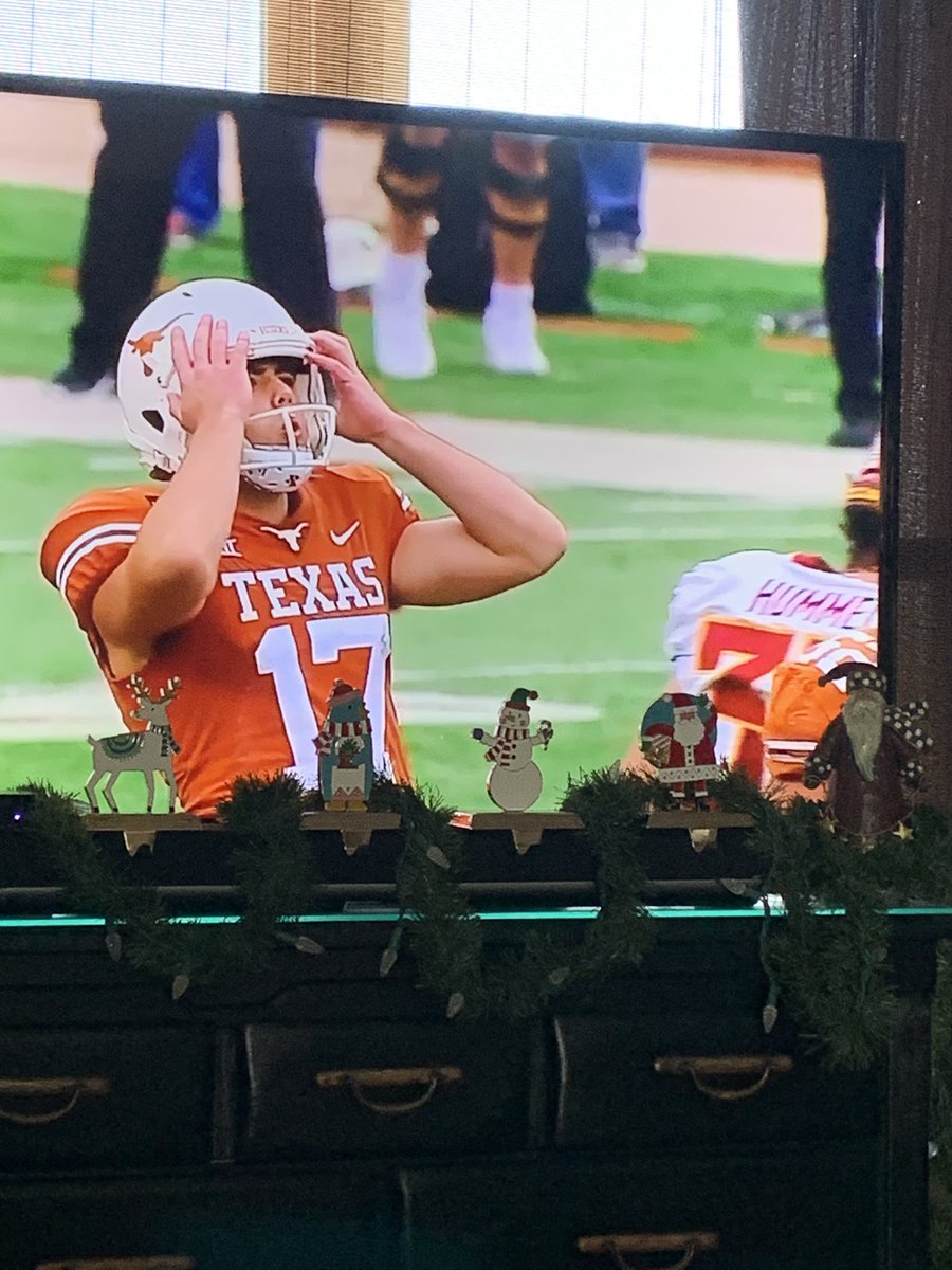 D_Dubyah_Dubyah's tweet photo. I couldn’t be happier for Sam Ehlinger to become the first @TexasFootball 4Year Starting QB to not win a #Big12Championship #BoomerSooner #StillNotBack https://t.co/3Vq6rUsLoe