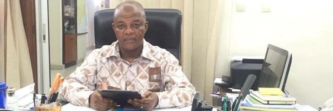 Rm_DE_JESUS's tweet photo. 🛑#CONFUSION Si pour #Boshab nous sommes ds 1 régime primo-ministériel, #SHEOKITUNDU nous apprend ce soir sur @TopCongo que nous sommes dans 1 régime parlementaire..finalement qu'est-ce que le @FCC_RDC veut semer comme imbroglio ds les esprits au sujet des régimes politiques ? https://t.co/jRPrO4wBfk