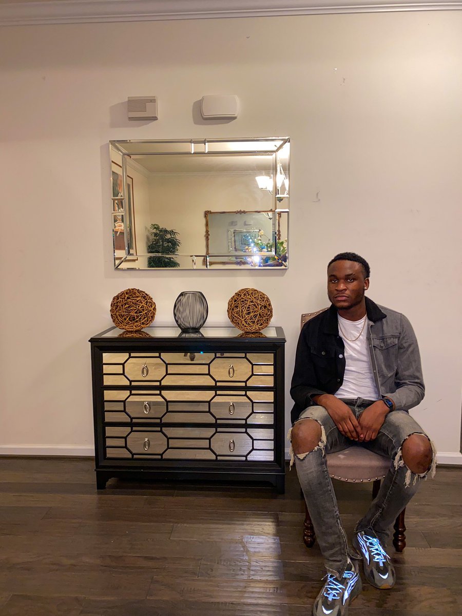ogaa____'s tweet photo. Humble and Thankful https://t.co/zPwUCcAWpg