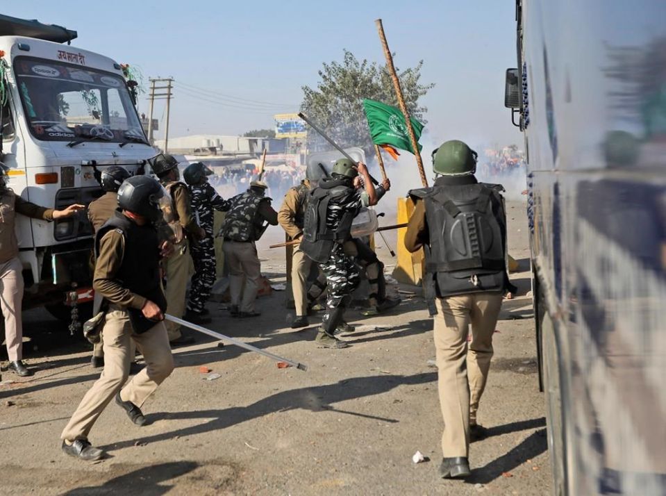 sukhdhaliwal's tweet image. The right to peaceful protest is fundamental in any democracy, especially in the world&apos;s largest

I am very disturbed by the treatment of Punjabi farmers in India - this blatant abuse by Indian authorities is unacceptable

I stand with the #PunjabFarmers 

#cdnpoli #SurreyBC