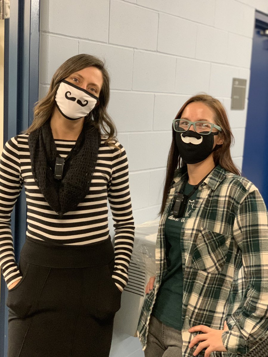 Lois E. Hole School tweet media