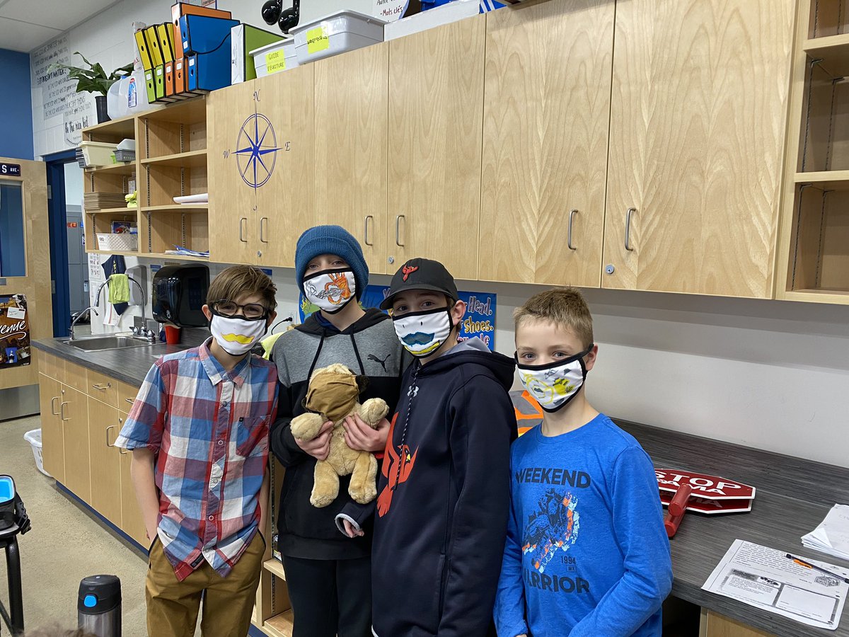 Lois E. Hole School tweet media