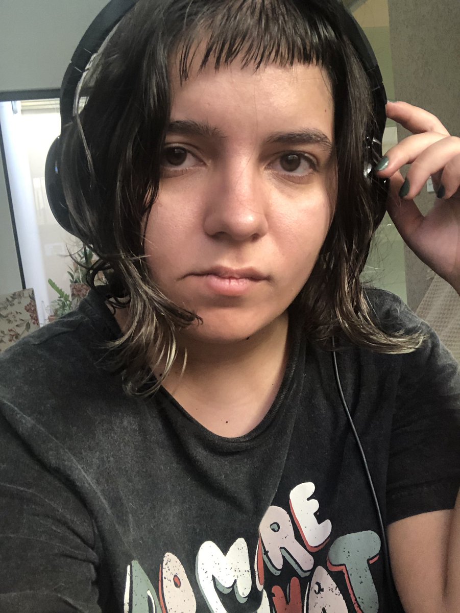 xuliiiiiiiiii's tweet photo. cortei o cabelin falando que era pra ser a ramona flowers, mas por dentro eu só queria ser o the rev do avenged sevenfold mesmo KKKK baterista foda do cara*** ♥️
#A7X #riptherev https://t.co/otBigHcOJr
