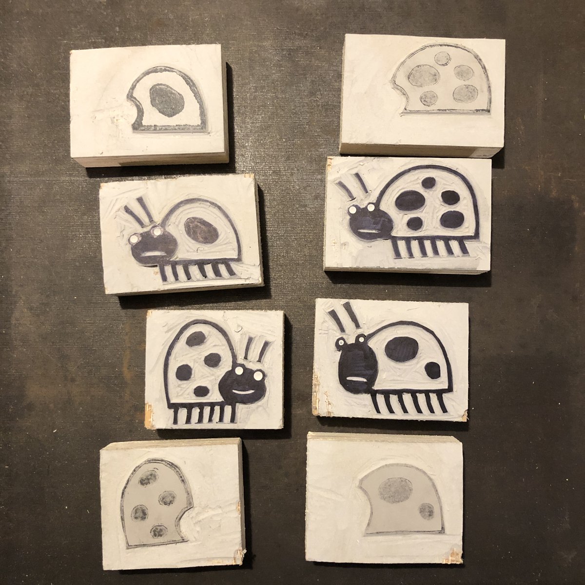 MDeSantisDraws's tweet photo. Trying a simple two-color print. First layer done! #linocut #printmaking #printing #prints https://t.co/vipyrhZJcN