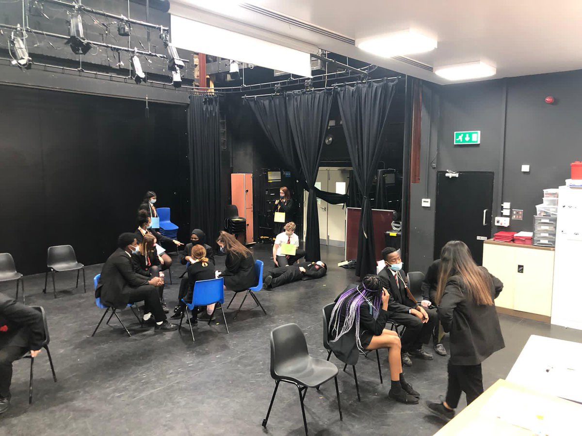 LadybridgePA's tweet photo. Year 10 getting on with their devising! Keep up the good work 📚 https://t.co/ZypxP2T5jl