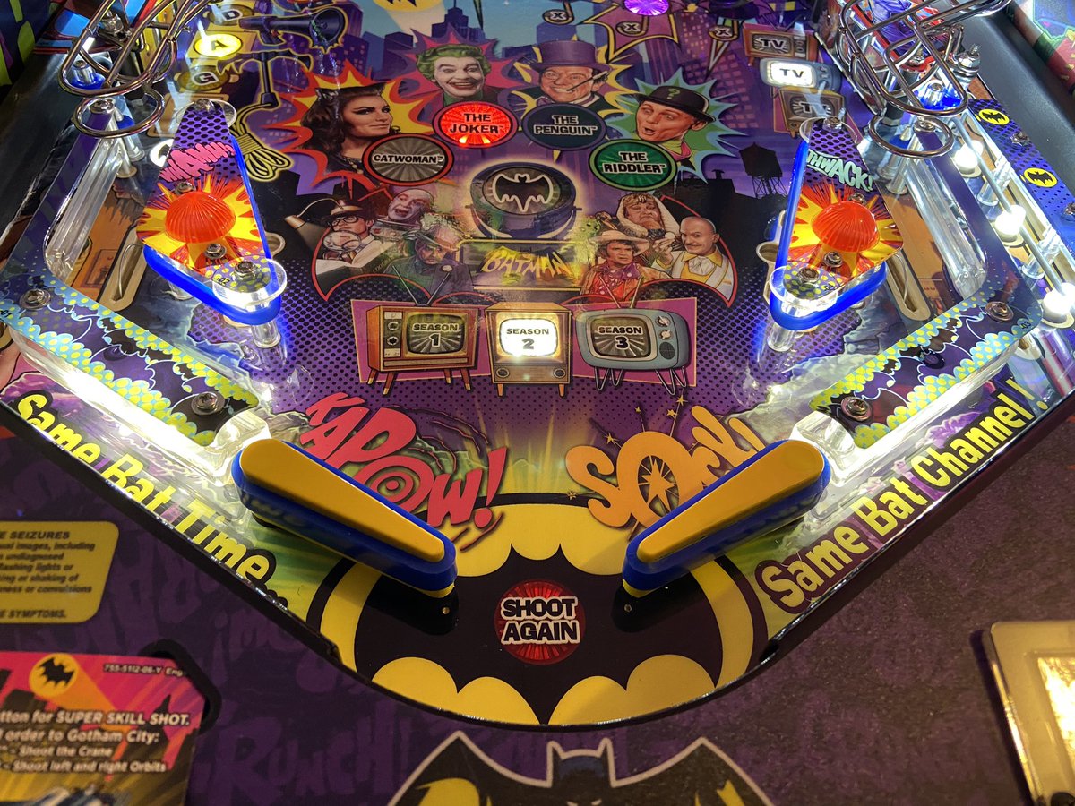 pinballbazaar's tweet image. More PerfectPlay #pinball action for you tonight. Aren’t you all a lucky lot. Do you think this #batman #pinballmachine looks better in blue?