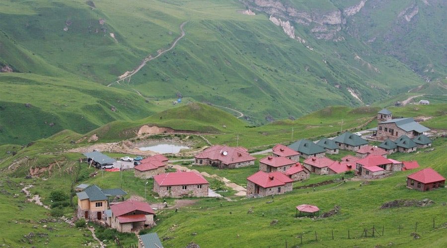 Села ма. Судур село Кусарский район. Лаза Азербайджан. Село лаза Кусарский район. Село Хулух Кусарский район.