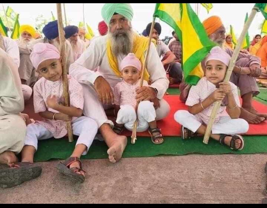 CSF_National's tweet photo. भगवान का सौदा करता है, इंसान की क़ीमत क्या जाने,
जो “धान” की क़ीमत दे न सक���, वो “जान ” की क़ीमत क्या जाने.?
#IStandWithFarmers https://t.co/sA7rf7tL3E