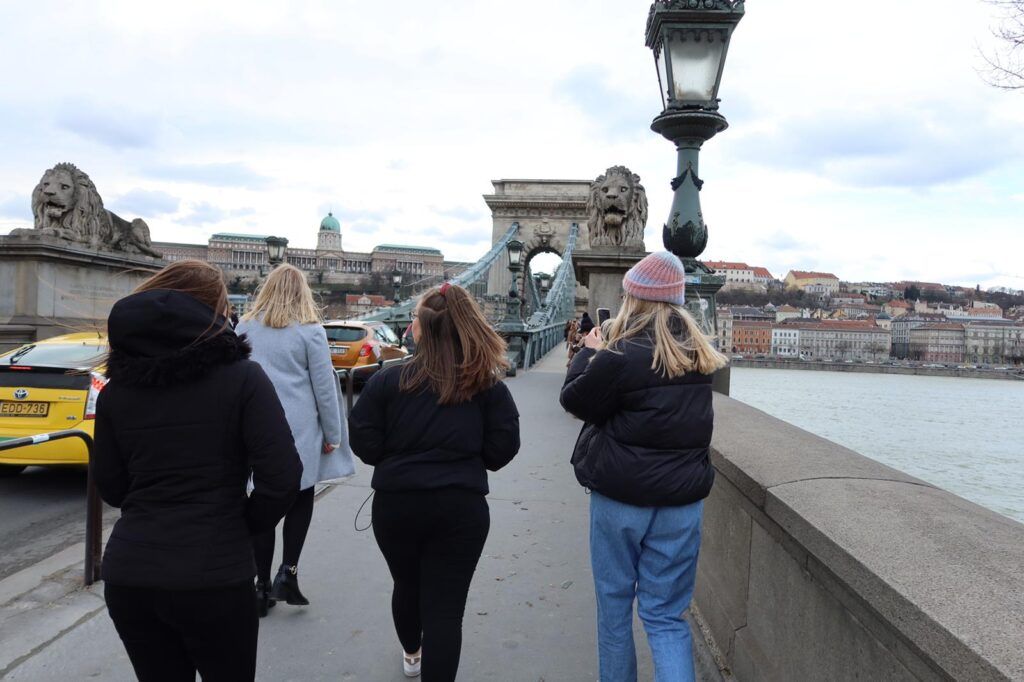 Charlotte (@charlottecblogs) on Twitter photo NEW: the benefits of taking a gap year 🌎 buff.ly/3mbr8Ld
#theclqrt <a href="/BloggersTribe/">BloggersTribe</a> <a href="/BloggersHut/">Bloggers Hut ✨</a> @cosyblogclub NEW: the benefits of taking a gap year 🌎 buff.ly/3mbr8Ld
#theclqrt <a href="/BloggersTribe/">BloggersTribe</a> <a href="/BloggersHut/">Bloggers Hut ✨</a> @cosyblogclub