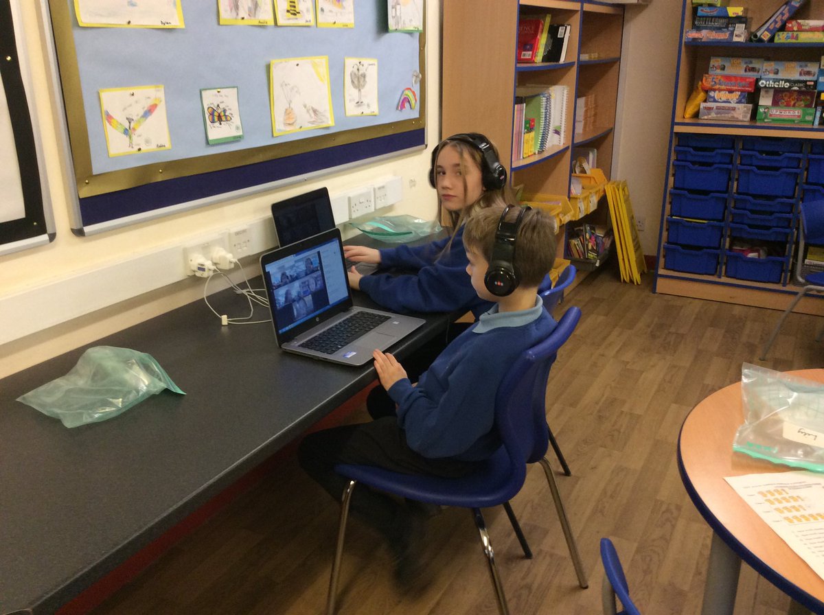 Duncan_Mrs_'s tweet photo. The diversity group asked how many languages are spoken at Danestone? @DanestoneP we speak 10 different languages at home! Our next BIG Q-how to get rid of hate speech @MrsSinclair2019 #DiversityGroup #understanding https://t.co/xh65uV7eBM