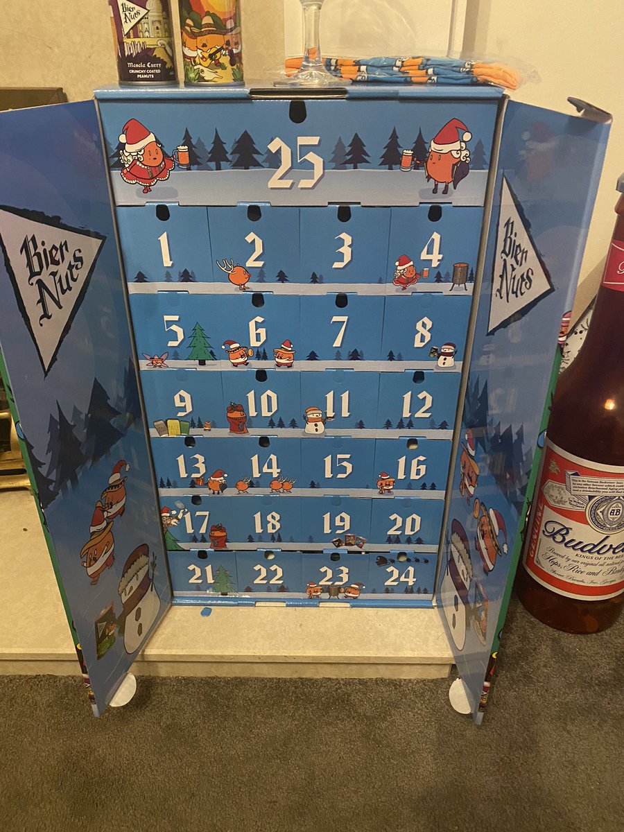 gibbons23's tweet photo. My IPA advent calendar has arrived!!! Back of the net. Love it 
#biernuts https://t.co/7eqCK9HucY